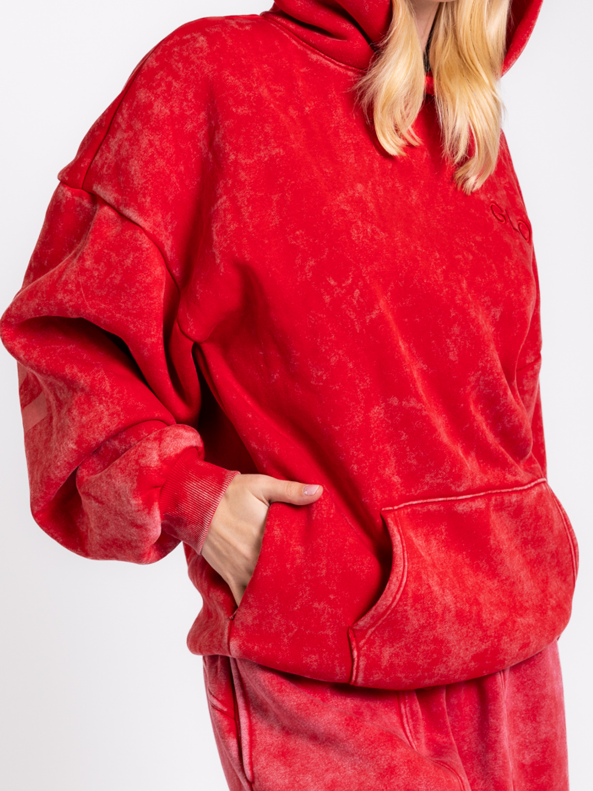 GLO Kingdom Essential Hoodie - Snow Wash - True Red