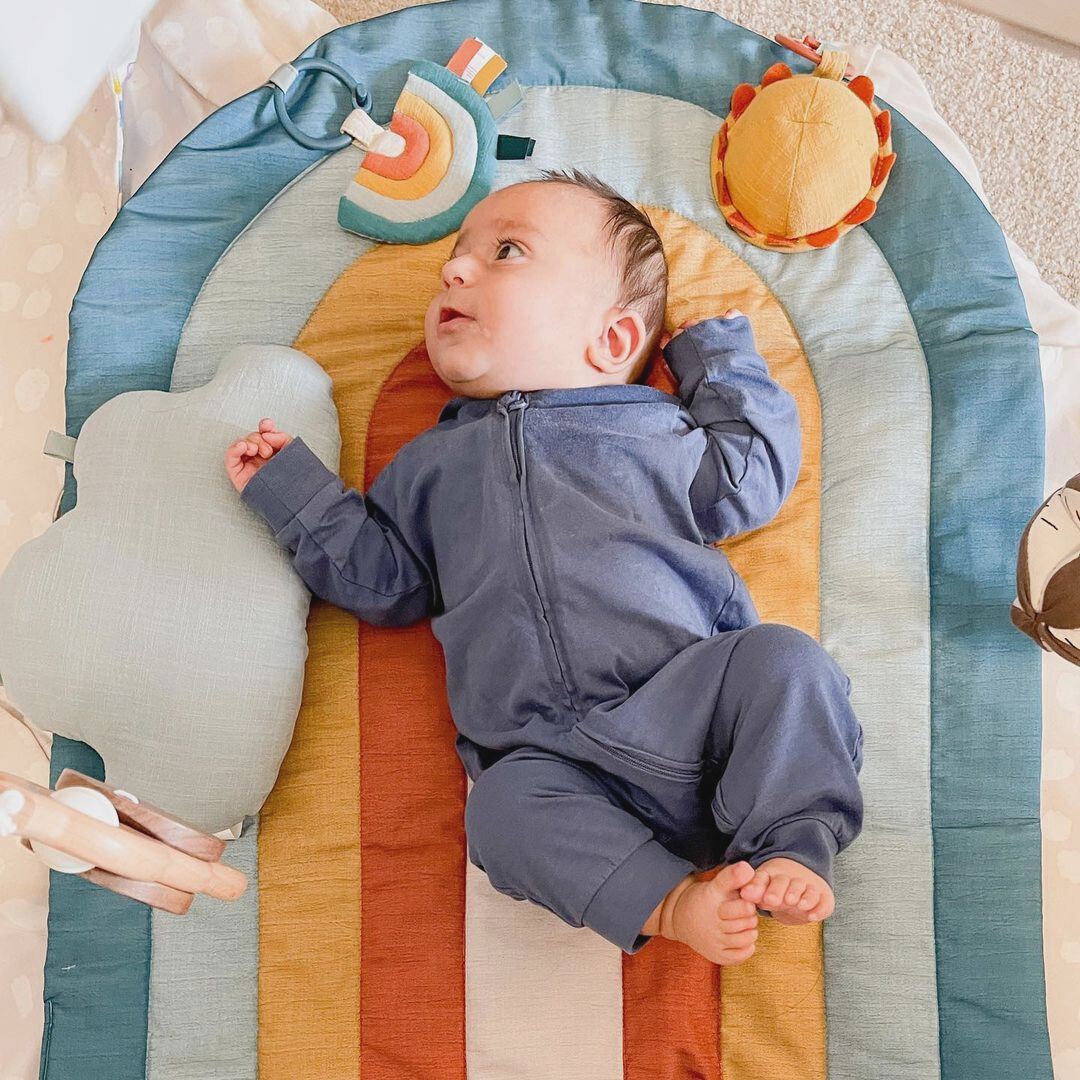 Itzy Ritzy Tummy Time™ Mat