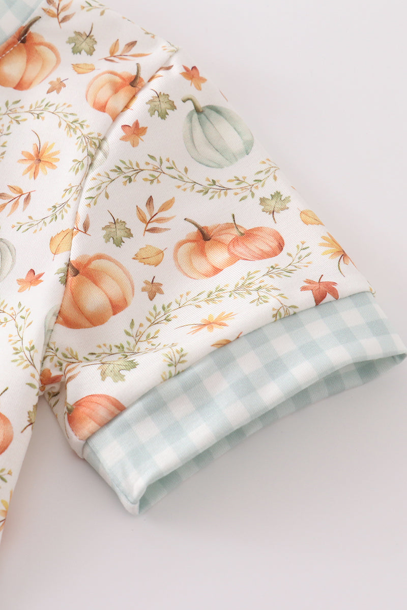 Green pumpkin print shorts set